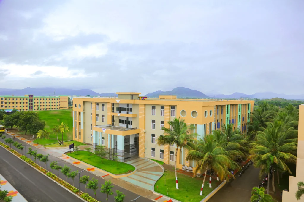 Dhanalakshmi Srinivasan University